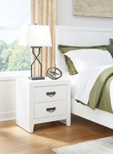 Load image into Gallery viewer, Binterglen Queen Panel Bed with Mirrored Dresser and Nightstand
