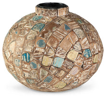 Load image into Gallery viewer, Meltland Vase
