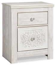 Load image into Gallery viewer, Paxberry Queen Panel Bed with Mirrored Dresser, Chest and 2 Nightstands
