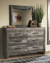 Load image into Gallery viewer, Wynnlow King Poster Bed with Mirrored Dresser and 2 Nightstands

