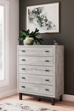 Load image into Gallery viewer, Vessalli Queen Panel Bed with Mirrored Dresser, Chest and 2 Nightstands
